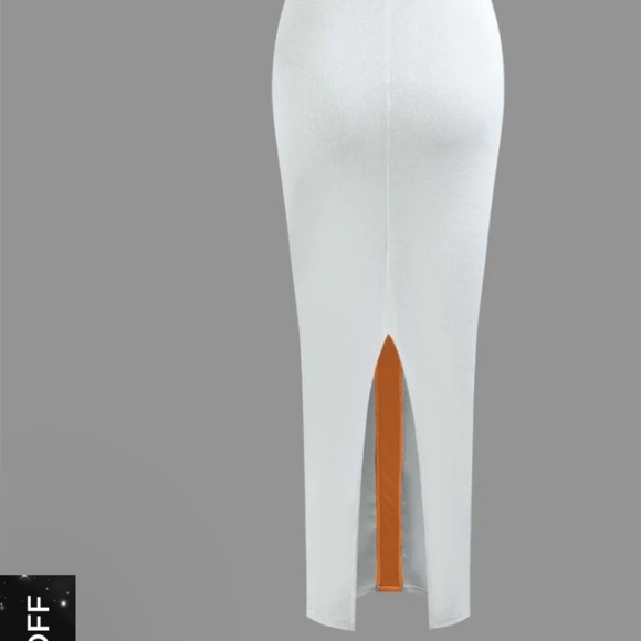 Colorblock V-neck Ribbed Split Maxi Dress - Picture 4 of 4